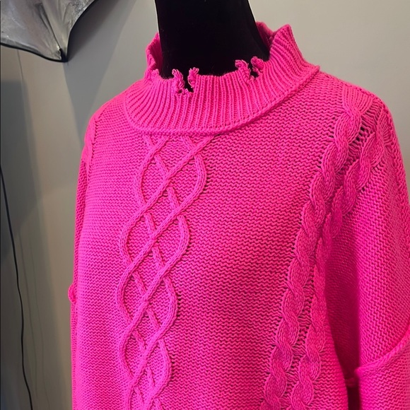 Pink Cable Knit Sweater ripped style new with tags - Picture 2 of 2